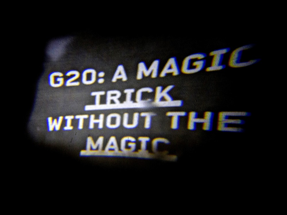 projection_Magic_Trick